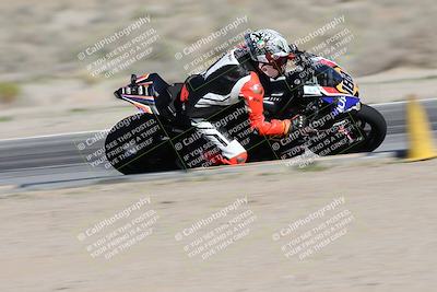 media/Jan-15-2026-Racers Edge (Thu) [[dfebeb70ab]]/2-A Group/Session 3 (Turn 15 Inside Pans)/